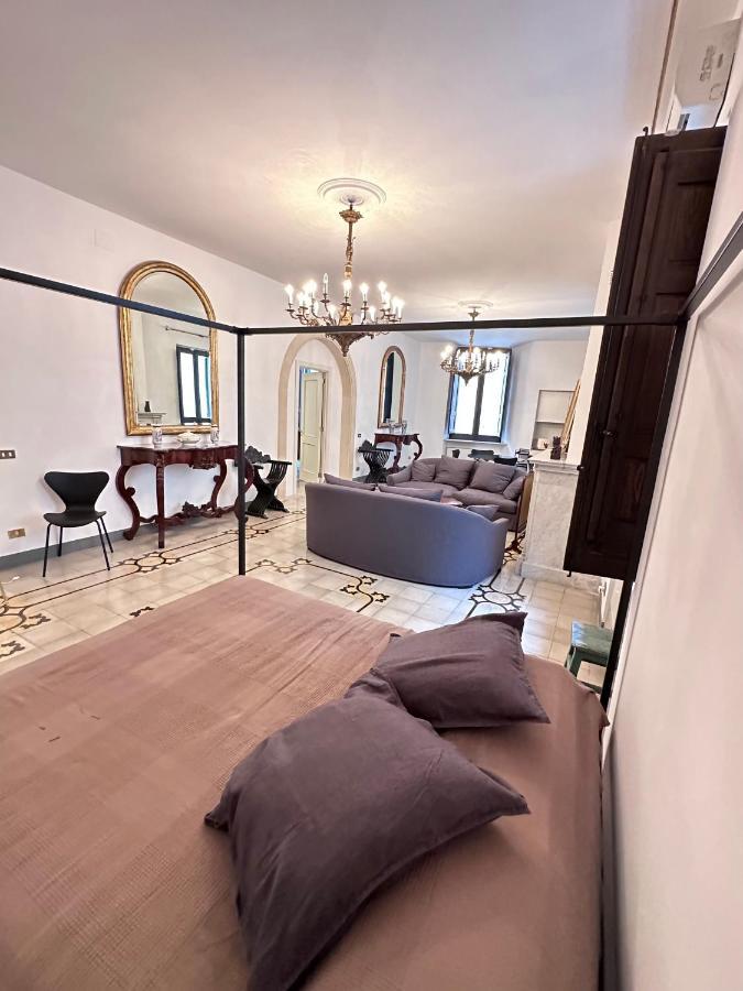 Elegante Appartamento Nel Cuore Del Barocco Lecce Eksteriør billede